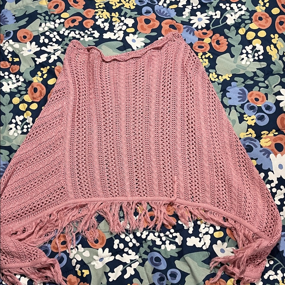 Sonoma life+Style pink shawl poncho fringe